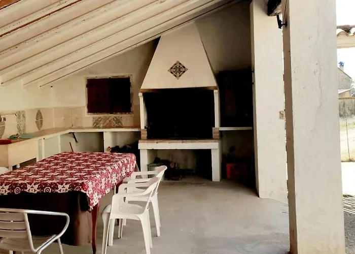 Casa Junto A La Laguna Rubielos De Moravute21-029